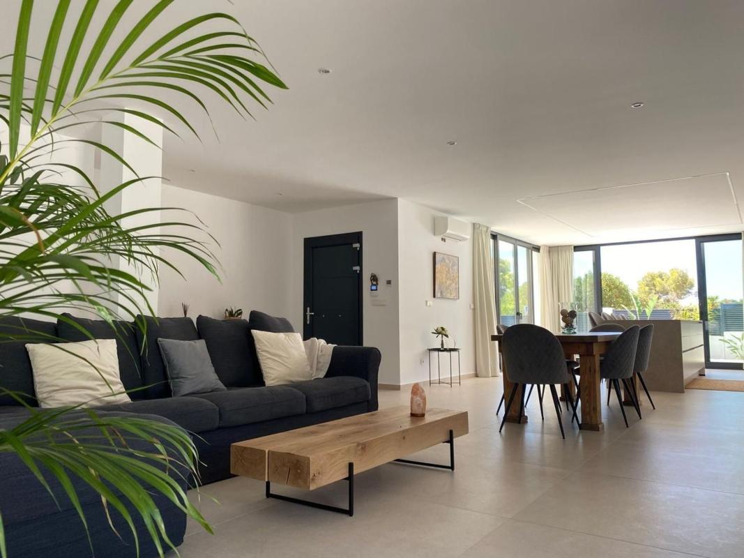 Properties for sale and rent in Spain photo 5