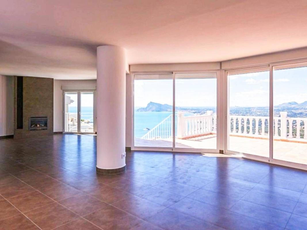 Sale of independent chalet in Casa o chalet en Calle Principal de la Serra, Zona de Mascarat, Altea, Altea
photo 2