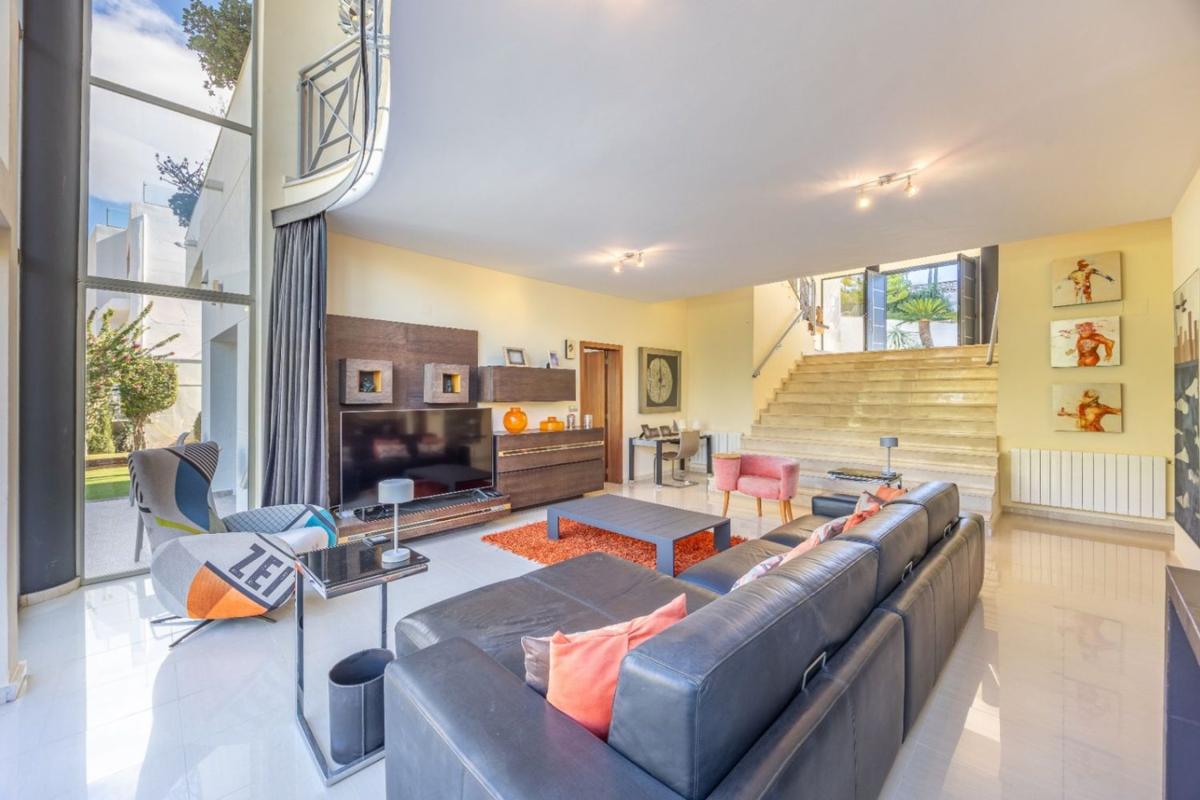 Properties for sale and rent in Spain photo 5