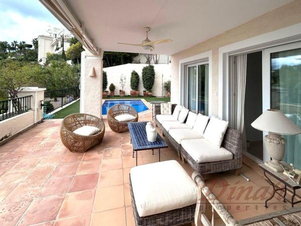 Продажа квартиры на Piso en Calle Alemania, Altea Hills, Altea, Алтея
photo 1