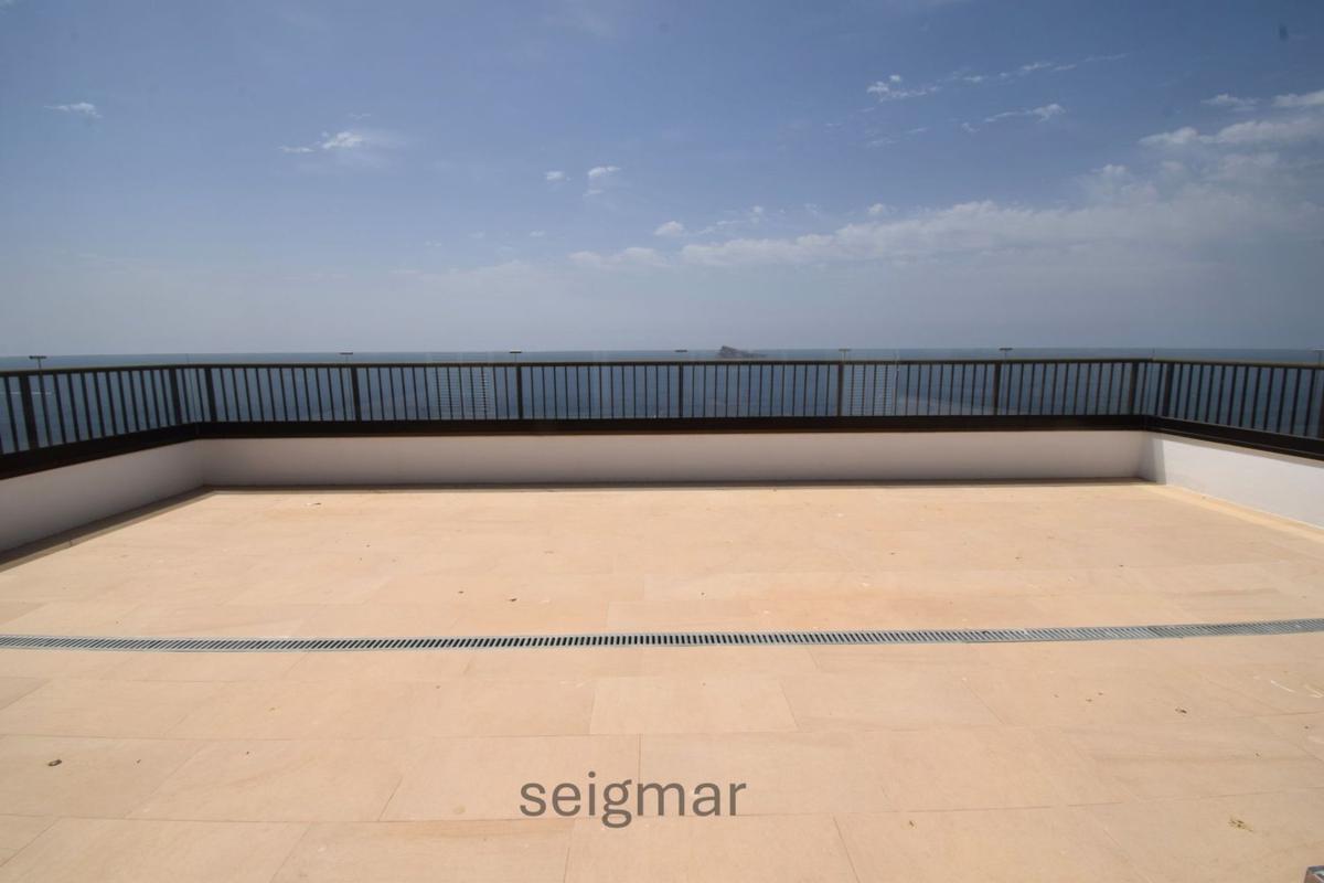 Venta de ático en  Ático en Avenida Alcoi, 17, Playa de Levante, Benidorm, Benidorm photo 5