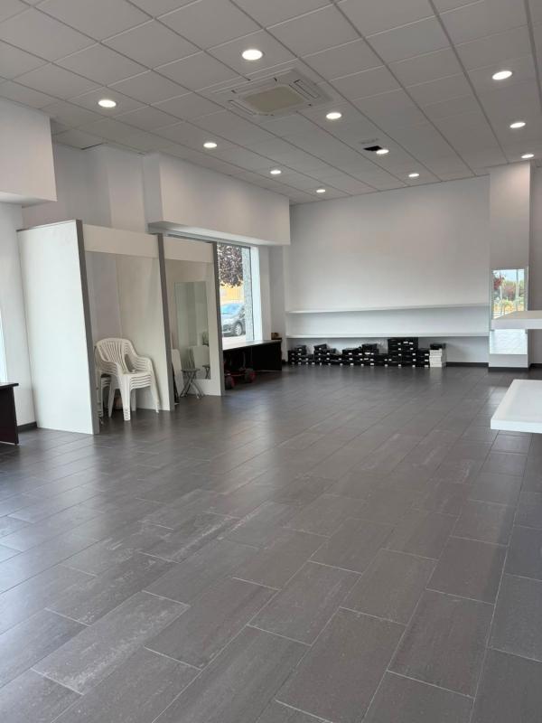 Properties for sale and rent in Spain photo 3