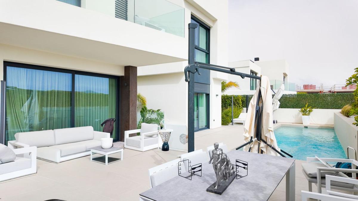 Properties for sale and rent in Spain photo 5