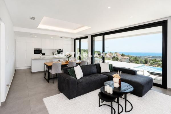 Independent chalet for sale in Casa o chalet en Calle Serrella, Altea la Vella, Altea, Altea
 photo 3