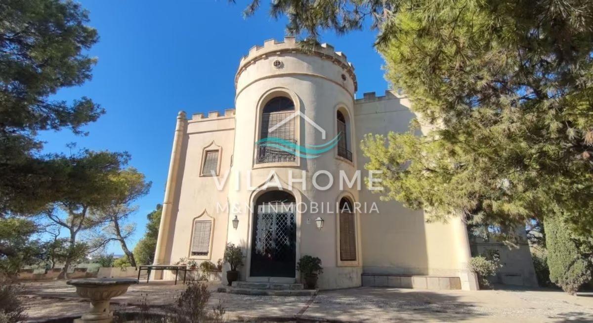 Propiedades en venta y alquiler en España photo 1