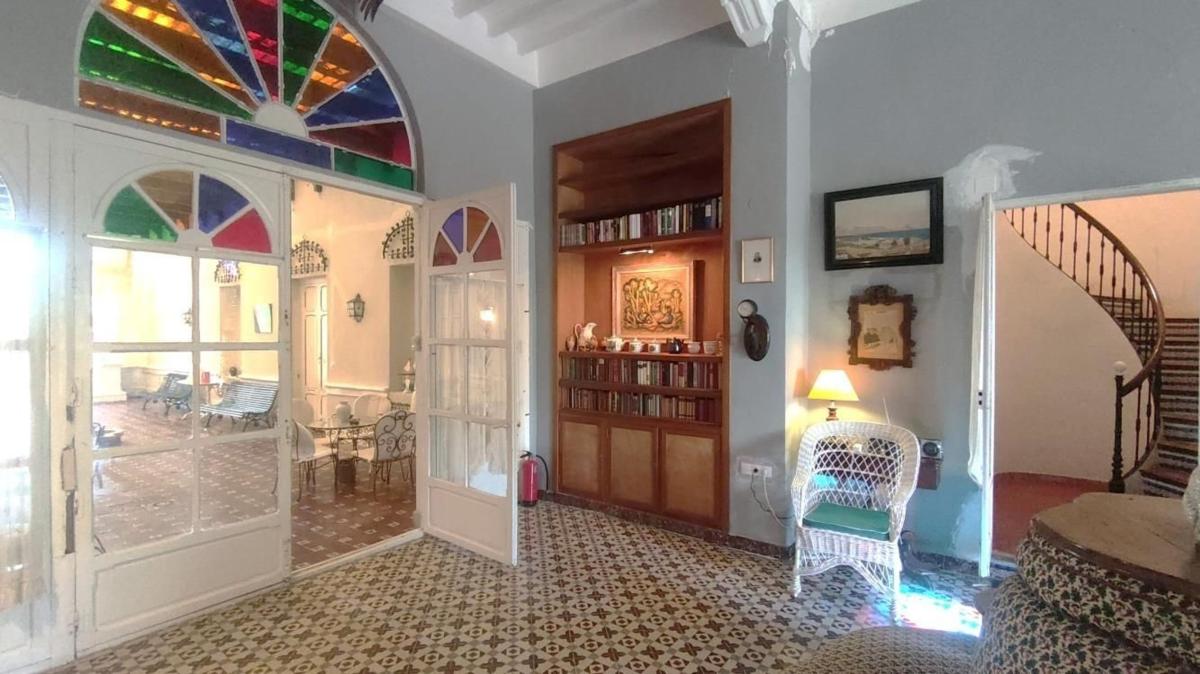 Properties for sale and rent in Spain photo 4