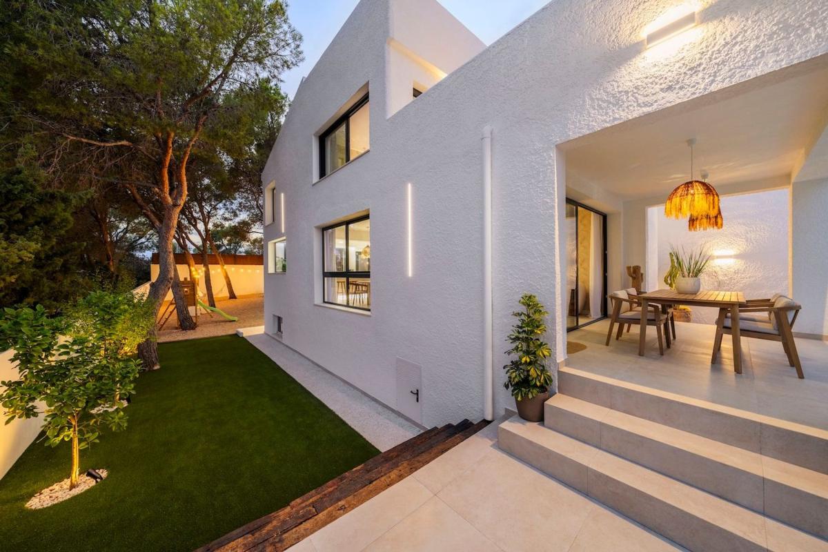 Properties for sale and rent in Spain photo 5