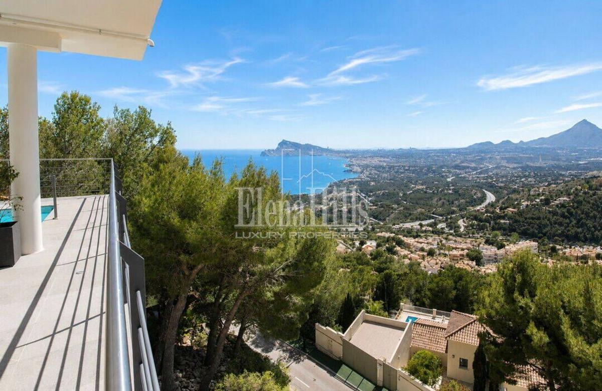 Properties for sale and rent in Spain photo 2