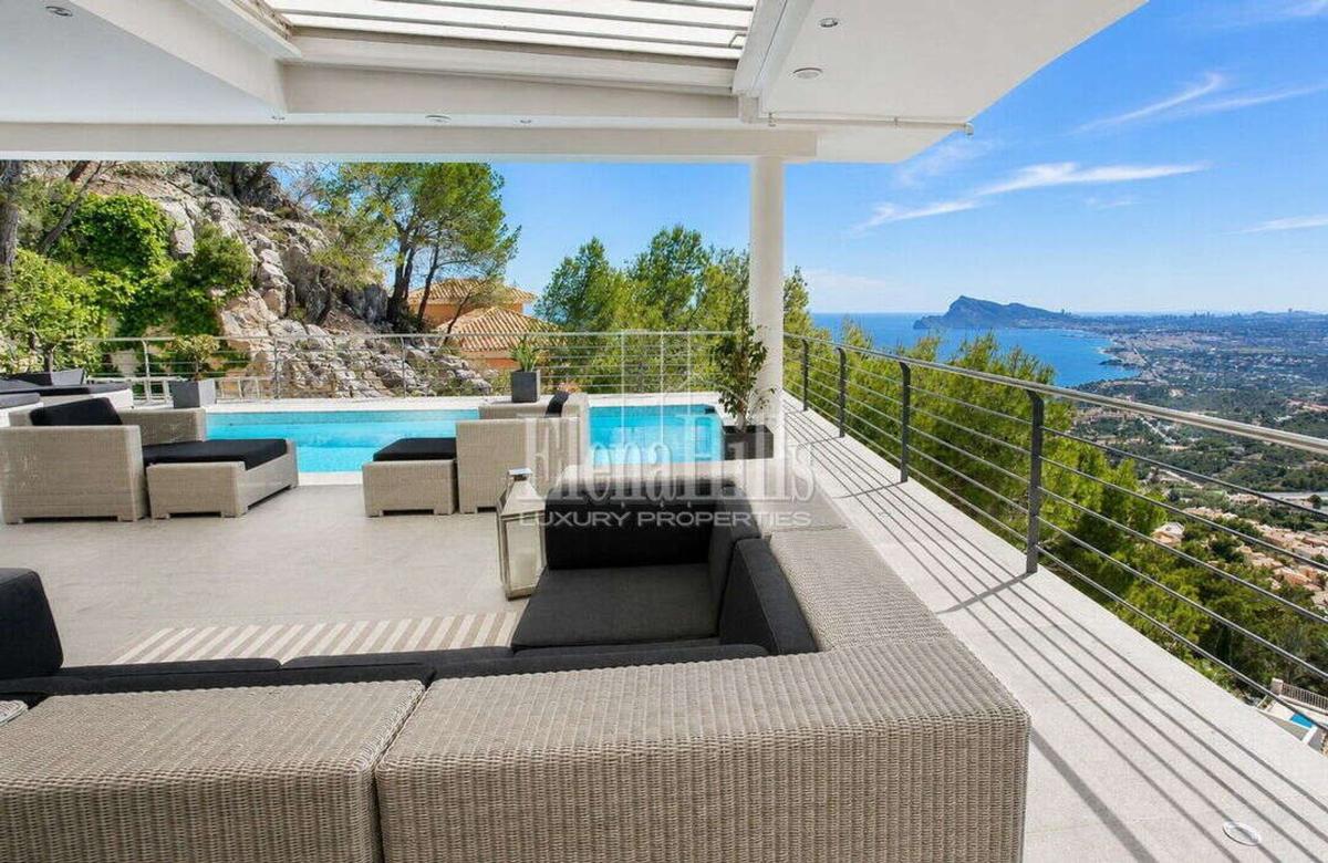 Properties for sale and rent in Spain photo 4