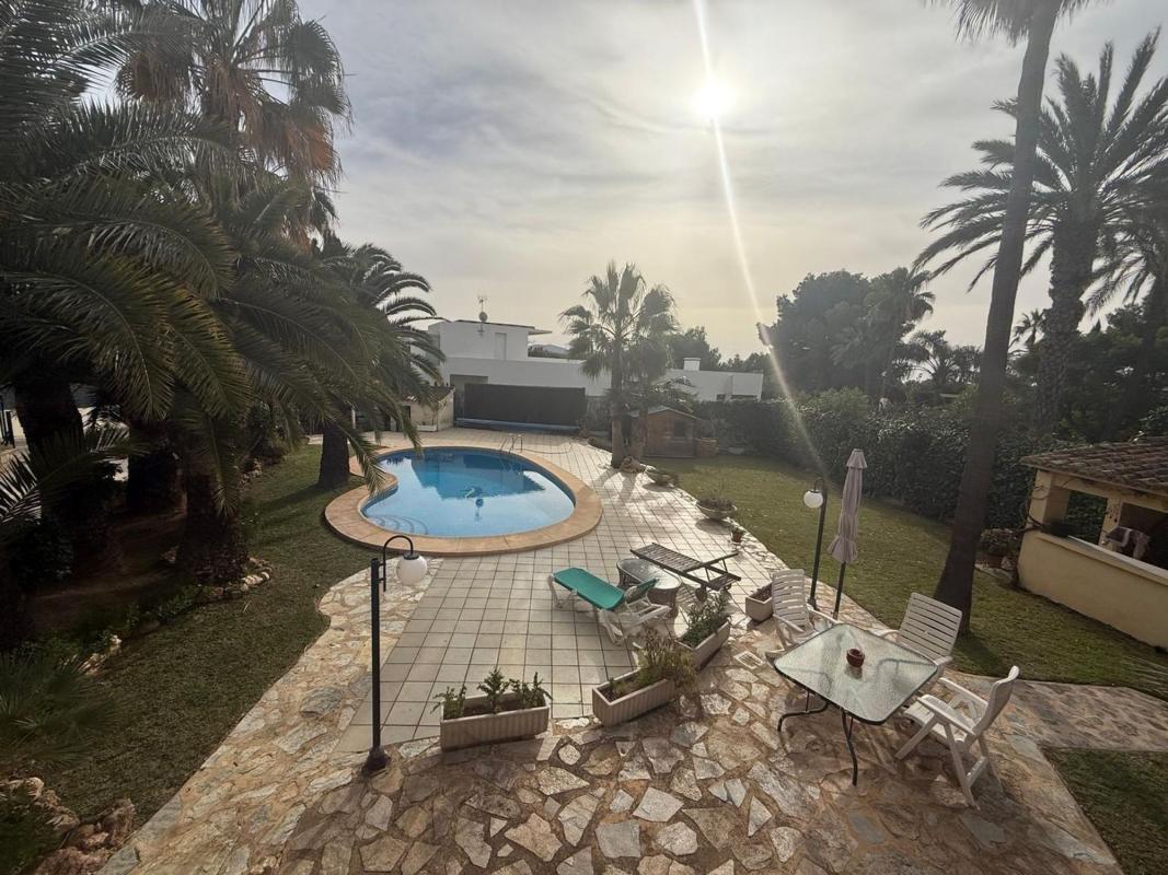 Properties for sale and rent in Spain photo 1