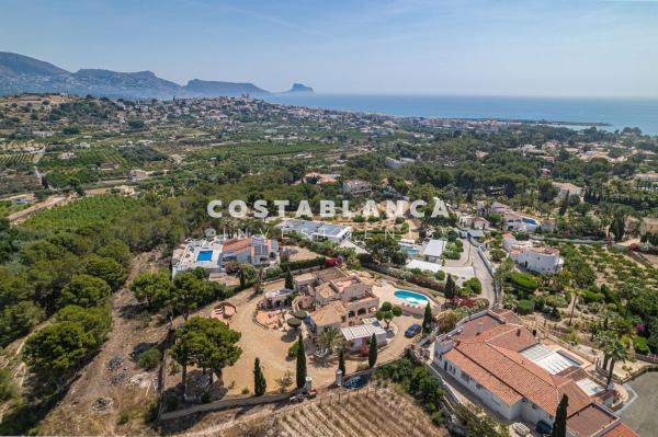 Independent chalet for sale in Casa o chalet en Partida el Planet, Altea Pueblo, Altea, Altea
 photo 4