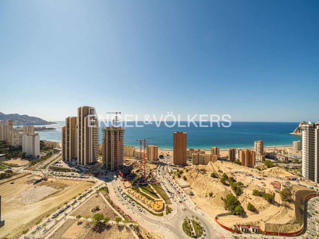 Продажа дуплекса на Dúplex en Avenida Puerto Rico, Playa de Poniente, Benidorm, Бенидорм photo 2