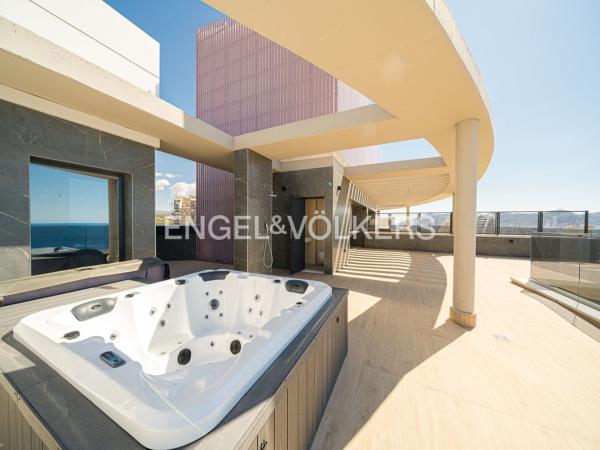 Дуплекс на продажу в Dúplex en Avenida Puerto Rico, Playa de Poniente, Benidorm, Бенидорм photo 4