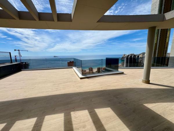 Ático en venta en Ático en Avenida Puerto Rico, 3, Playa de Poniente, Benidorm, Benidorm photo 1