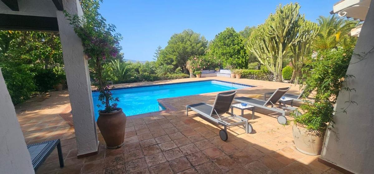 Properties for sale and rent in Spain photo 3