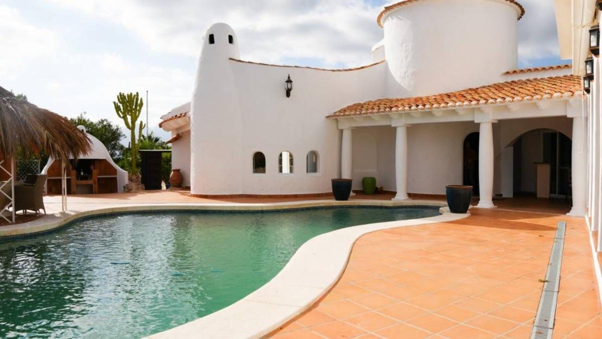Properties for sale and rent in Spain photo 4