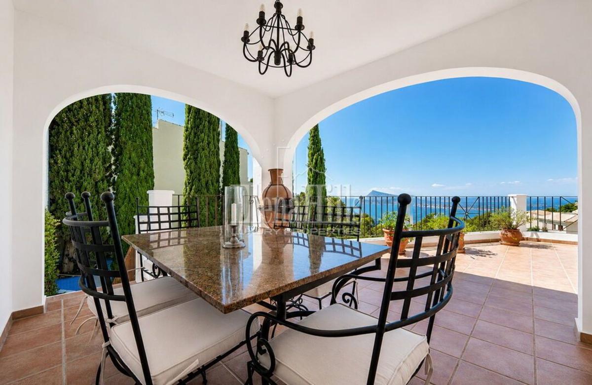 Properties for sale and rent in Spain photo 5