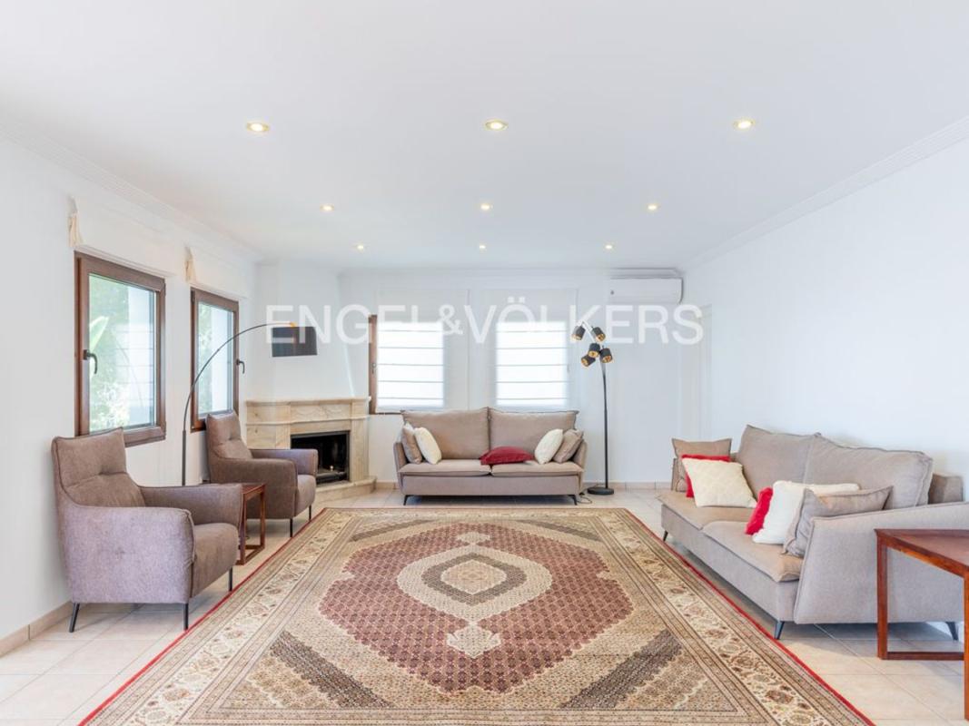 Properties for sale and rent in Spain photo 3