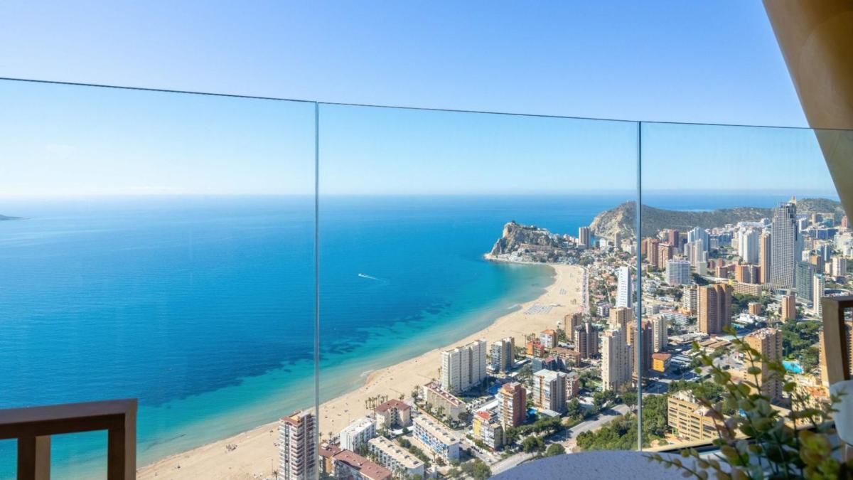 Продажа квартиры на Piso en Avenida Murtal, Playa de Poniente, Benidorm, Бенидорм
photo 1