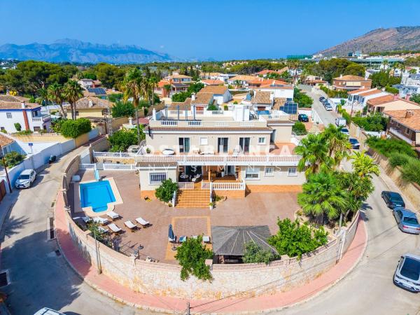 Independent chalet for sale in Casa o chalet en Avenida Doctor Severo Ochoa, Zona Sierra Helada, Benidorm, Benidorm
photo 1