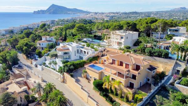 Casa o chalet independiente en Zona l'Olla, Altea photo 1