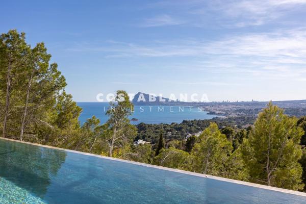 Частный шале на продаже в  Casa o chalet en Calle Italia, Altea Hills, Altea, Алтея photo 1
