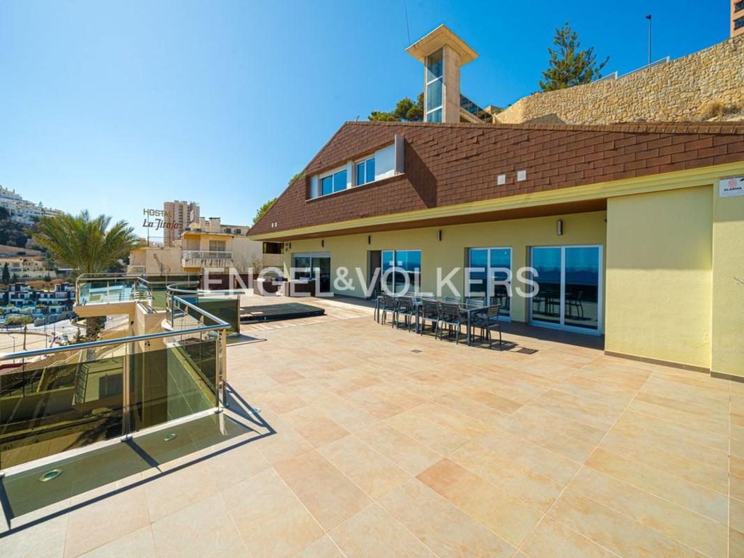 Properties for sale and rent in Spain photo 5