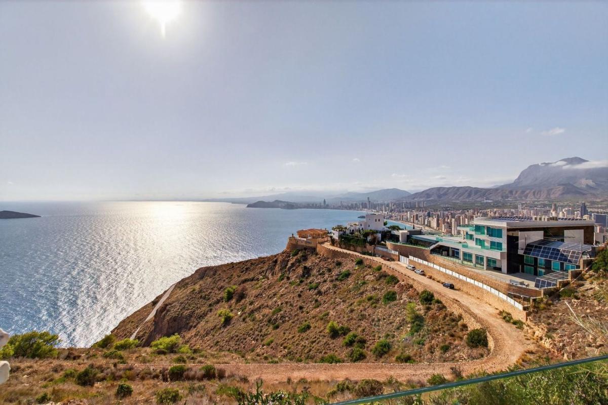 Properties for sale and rent in Spain photo 1