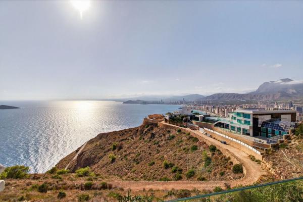 Casa o chalet independiente en Zona Sierra Helada, Benidorm photo 1