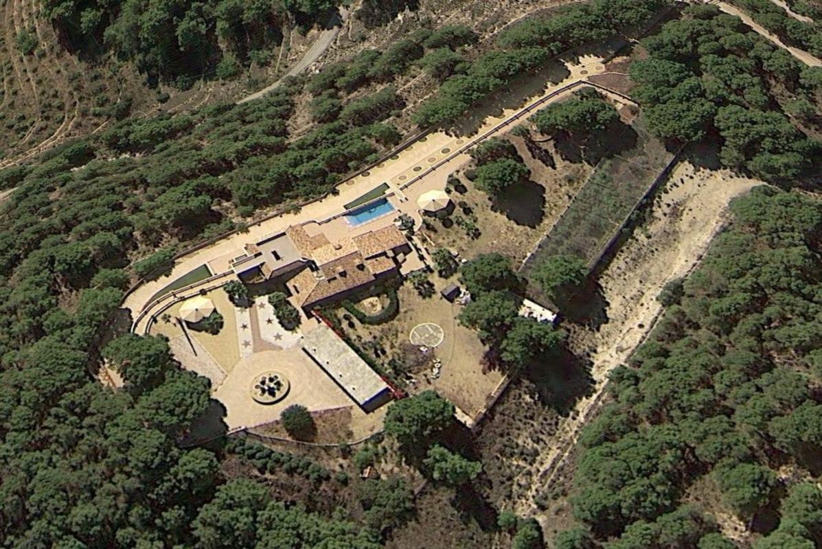 Properties for sale and rent in Spain photo 1