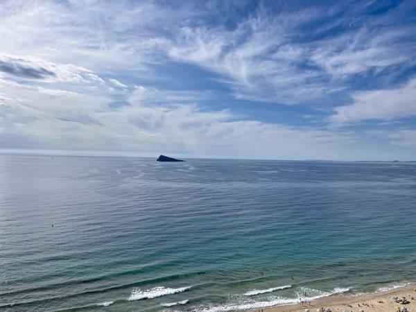 Продажа квартиры на Piso en Avenida del Mediterráneo, Playa de Levante, Benidorm, Бенидорм
 photo 1