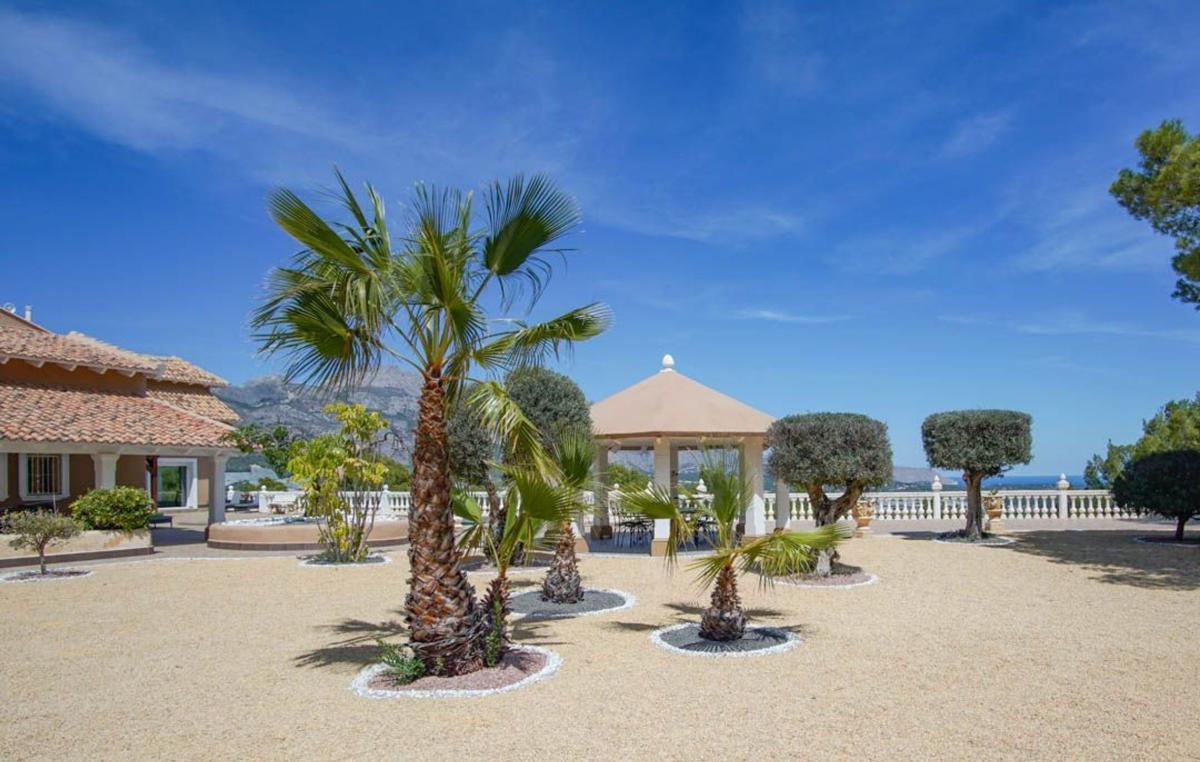 Properties for sale and rent in Spain photo 5