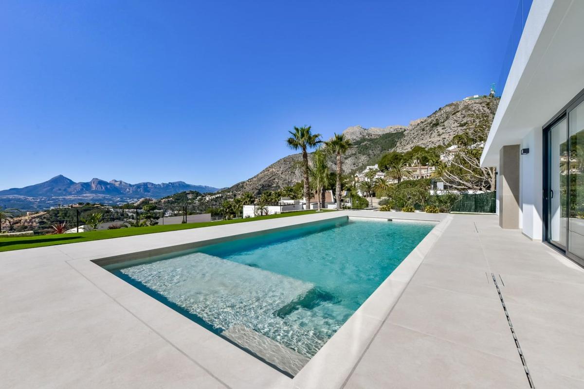 Продажа отдельного шале в  Casa o chalet en Altea Hills, Altea, Алтея photo 5