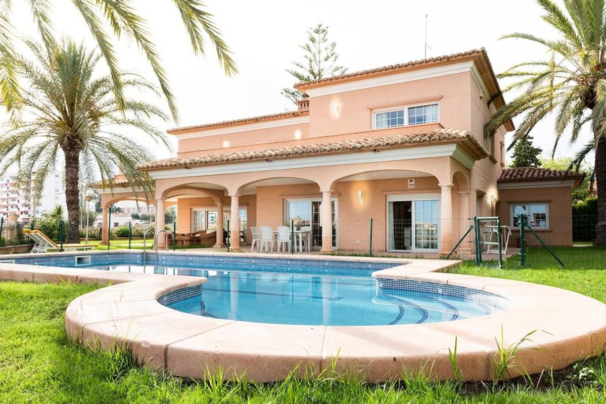 Properties for sale and rent in Spain photo 2