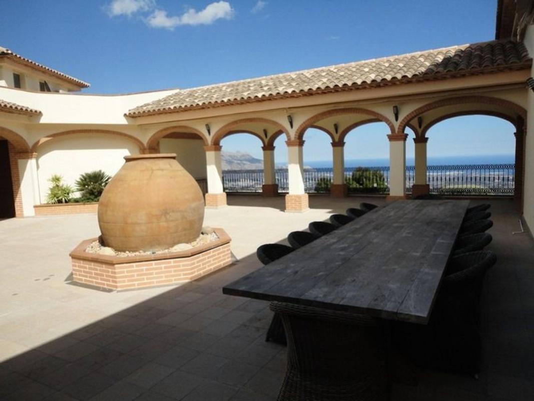 Properties for sale and rent in Spain photo 1