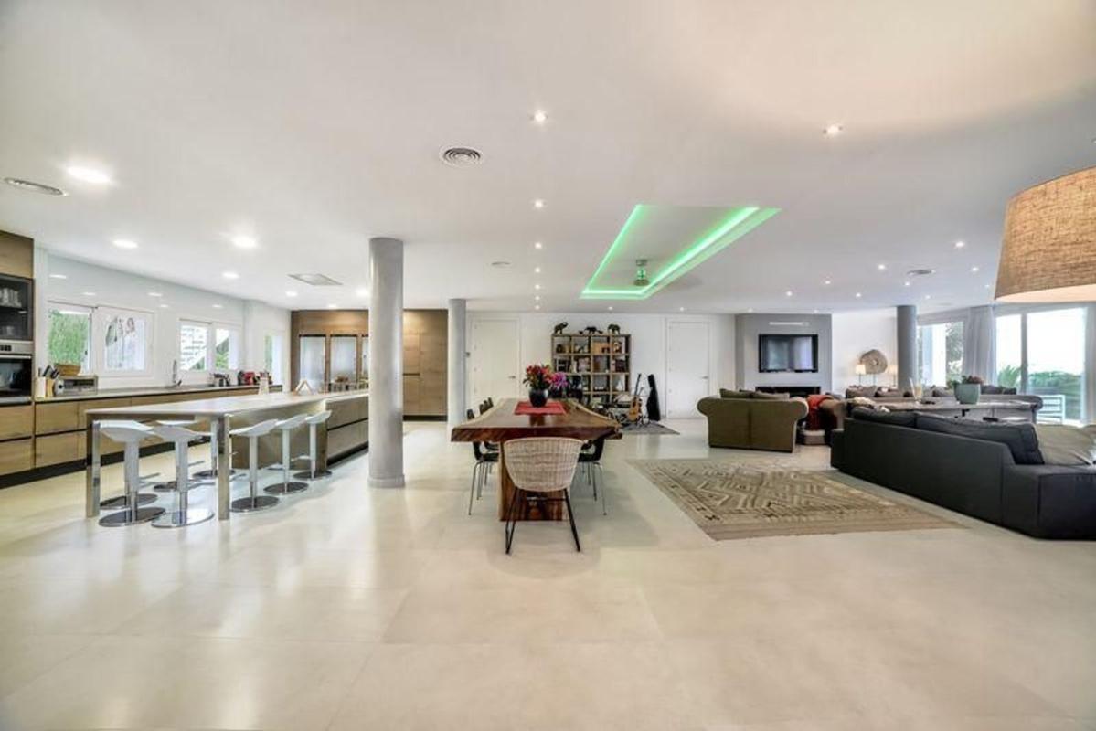 Properties for sale and rent in Spain photo 4