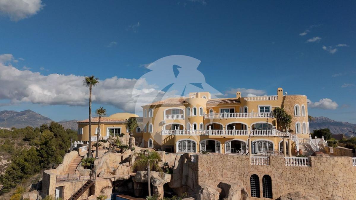 Properties for sale and rent in Spain photo 1