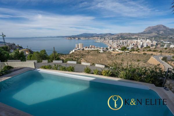Casa o chalet independiente en Calle Taywan, Zona Sierra Helada, Benidorm photo 2