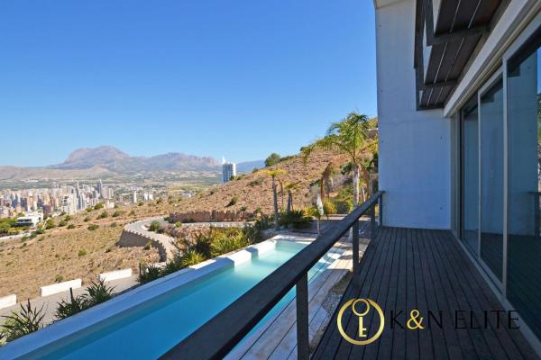 Casa o chalet independiente en Calle Taywan, Zona Sierra Helada, Benidorm photo 4