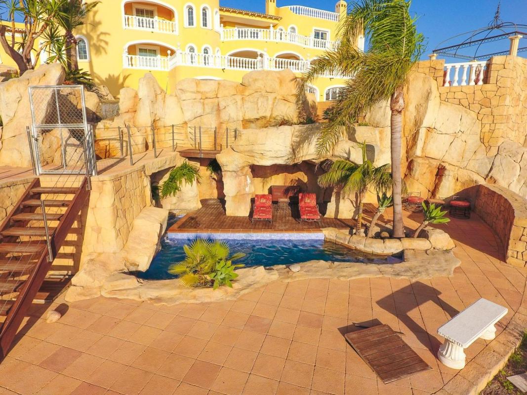Properties for sale and rent in Spain photo 5