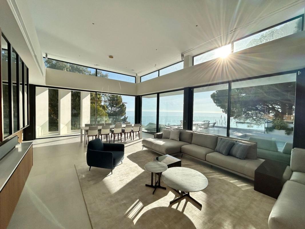 Properties for sale and rent in Spain photo 1
