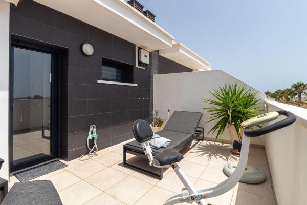 Chalet adosado en Calle Cabo Punta de Tarifa, Lomas de Cabo Roig, Orihuela photo 1