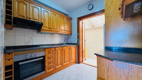 Частный шале на продаже в  Casa o chalet en La Siesta - El Salado - Torreta, Torrevieja, Торревьеха photo 3