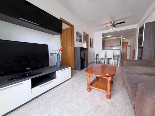 Sale of flat in Piso en Calle Fuensanta, Antonio Machado, Torrevieja, Torrevieja
thumbnail 2