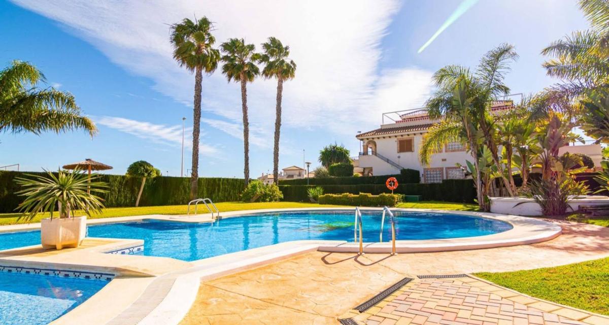 Sprzedaż poddasza w Ático en Calle Almorávides, La Ciñuelica - Villa Rosa, Orihuela, Orihuela photo 1