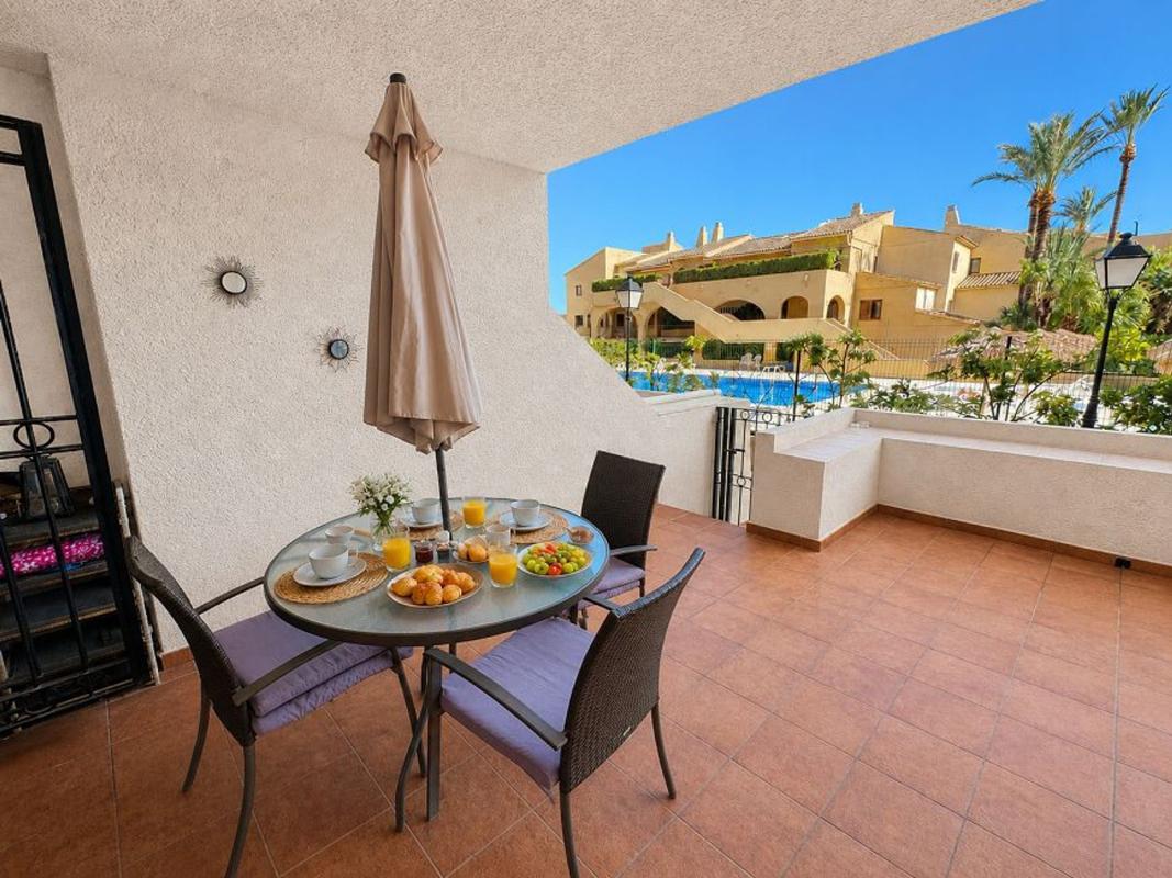 Продажа квартиры на Piso en Calle Currica, Zona de Mascarat, Altea, Алтея
photo 1