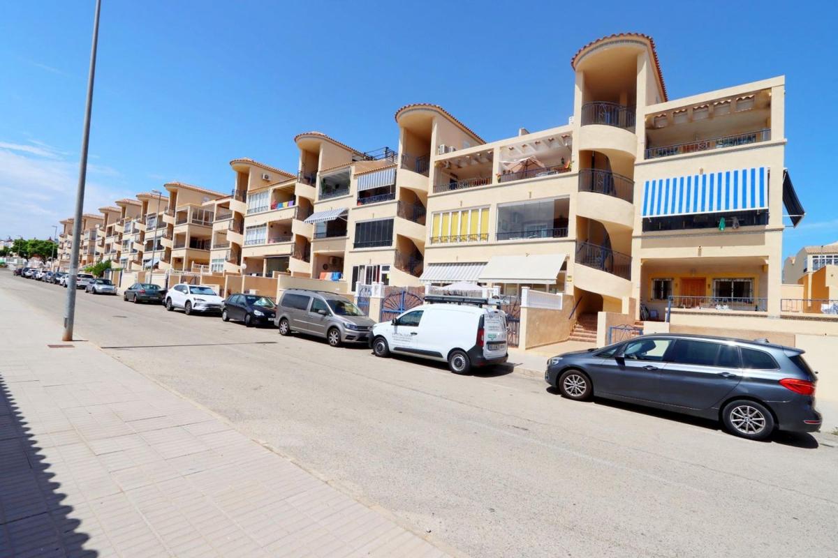Sprzedaż mieszkania w Orihuela Costa, Orihuela
photo 3