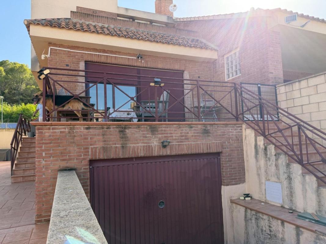 Properties for sale and rent in Spain photo 1