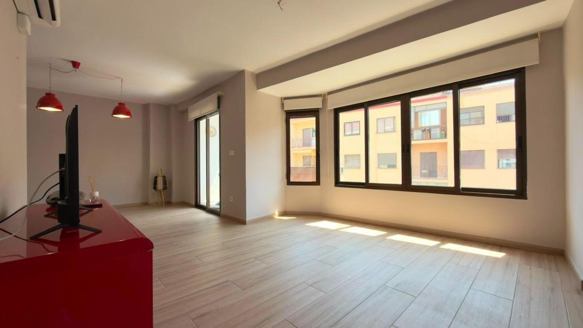 Sprzedaż mieszkania w Piso en Calle Colón, 115, Centro Urbano, La Villajoyosa / Vila Joiosa, La Villajoyosa / Vila Joiosa
photo 2