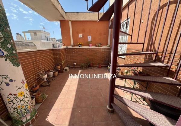 Duplex na sprzedaż w Dúplex en Calle Pinoso, Carolinas Altas, Alicante / Alacant, Alicante / Alacant photo 1